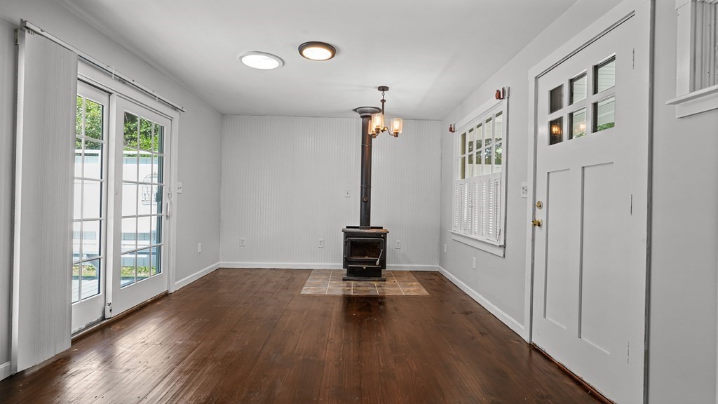 719 Main Road Westport, MA 02790 - Photo 12 of 36 Gallery Image 12