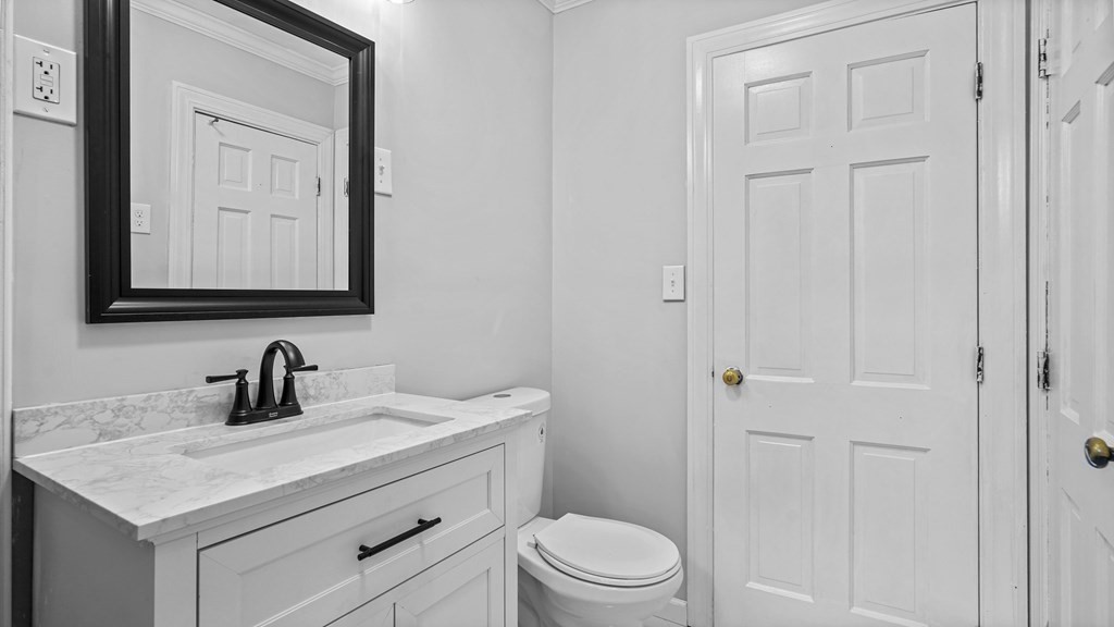 719 Main Road Westport, MA 02790 - Photo 18 of 36 Gallery Image 18