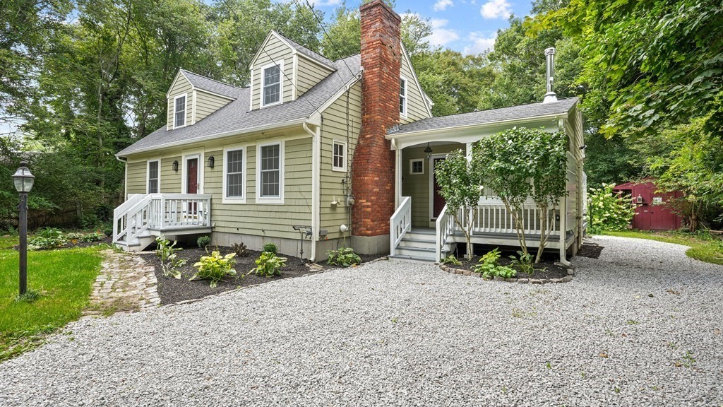 719 Main Road Westport, MA 02790 - Photo 3 of 36 Gallery Image 3