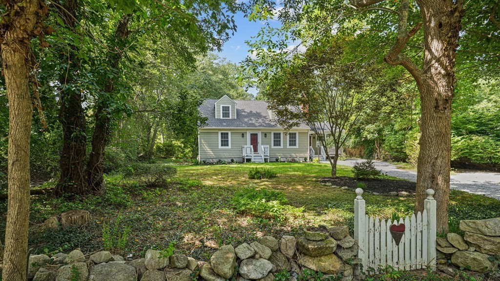 719 Main Road Westport, MA 02790 - Photo 5 of 36 Gallery Image 5