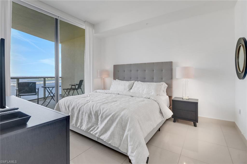 3000 Oasis Grand Boulevard, Unit MPH6 Fort Myers, FL 33916 - Photo 17 of 44