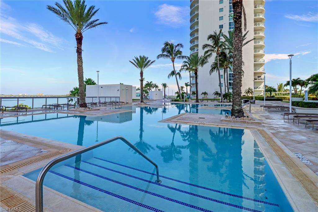 3000 Oasis Grand Boulevard, Unit MPH6 Fort Myers, FL 33916 - Photo 37 of 44