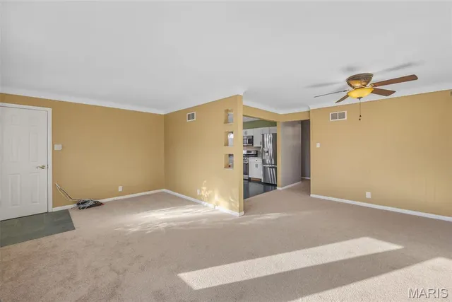 $215,000 | 5619 Arendes Drive, St. Louis, MO 63116