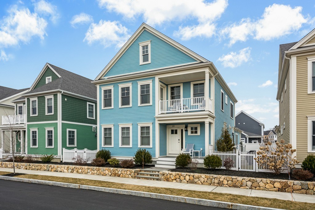 32 Cooks Farm Road, Unit 32 Franklin, MA 02038 - Photo 1 of 36