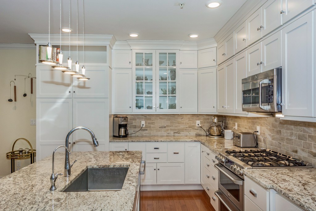 32 Cooks Farm Road, Unit 32 Franklin, MA 02038 - Photo 8 of 36
