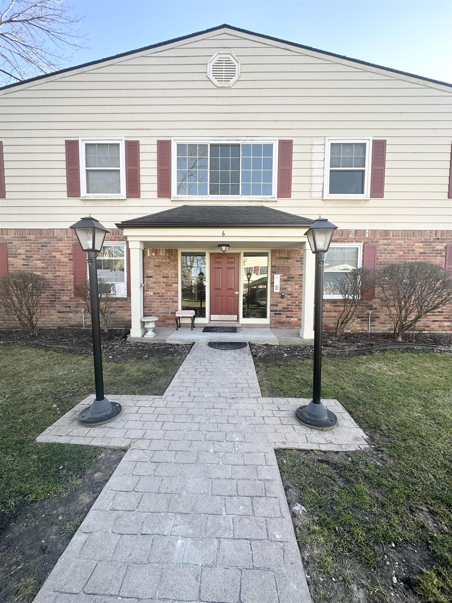 835 West Maple Road Clawson, MI 48017 - Photo 1 of 14
