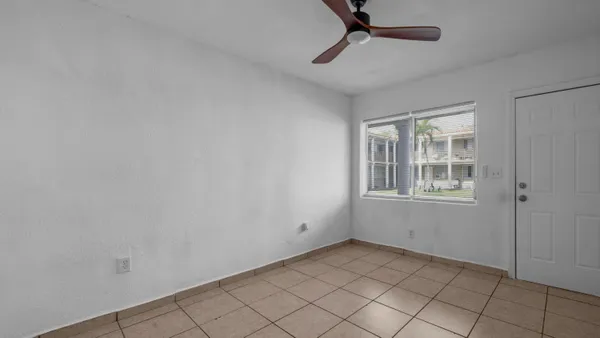 $1,300 | 420 Northwest 10th Street, Unit 9, Miami, FL 33136