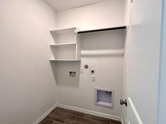 4826 Albany Ridge Lane Rosharon, TX 77583 - Photo 35 of 37 a room with cabinet