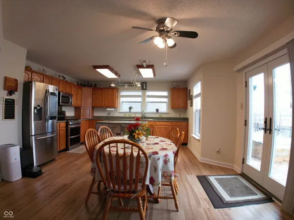 $349,900 | 8277 West Quarter Moon Drive, Pendleton, IN 46064