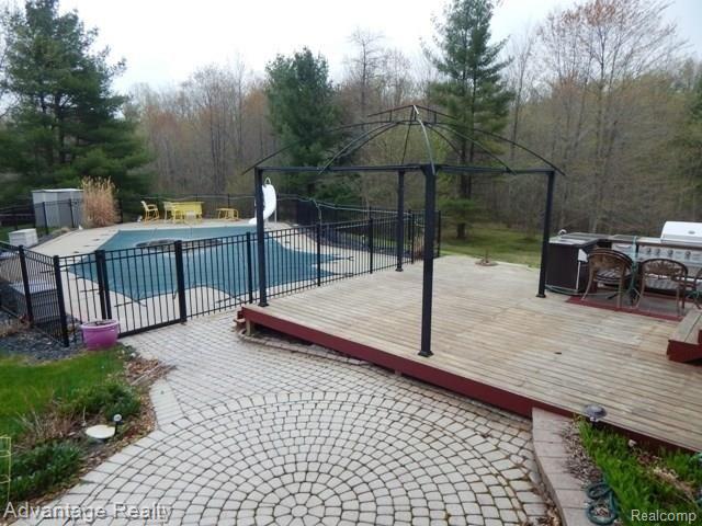 7377 Big Hand Road St. Clair, MI 48079 - Photo 85 of 94 DSCN3218.jpg