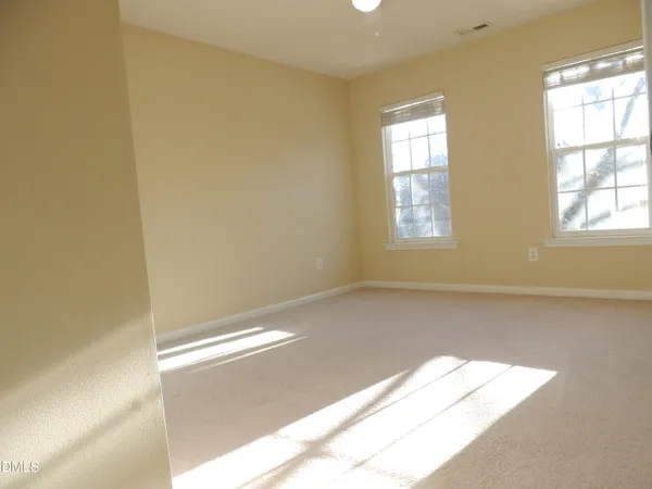 a view of empty room with window