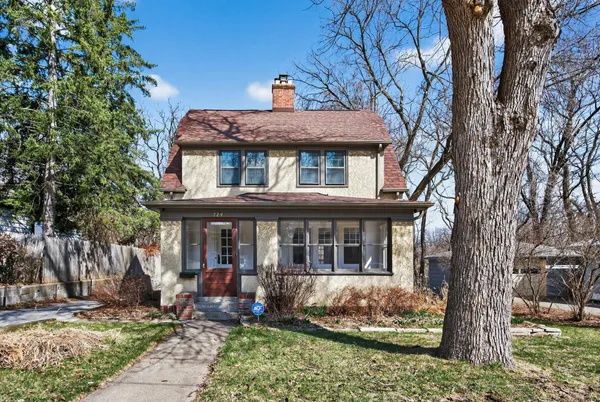 $374,900 | 724 Olive Street West, Stillwater, MN 55082