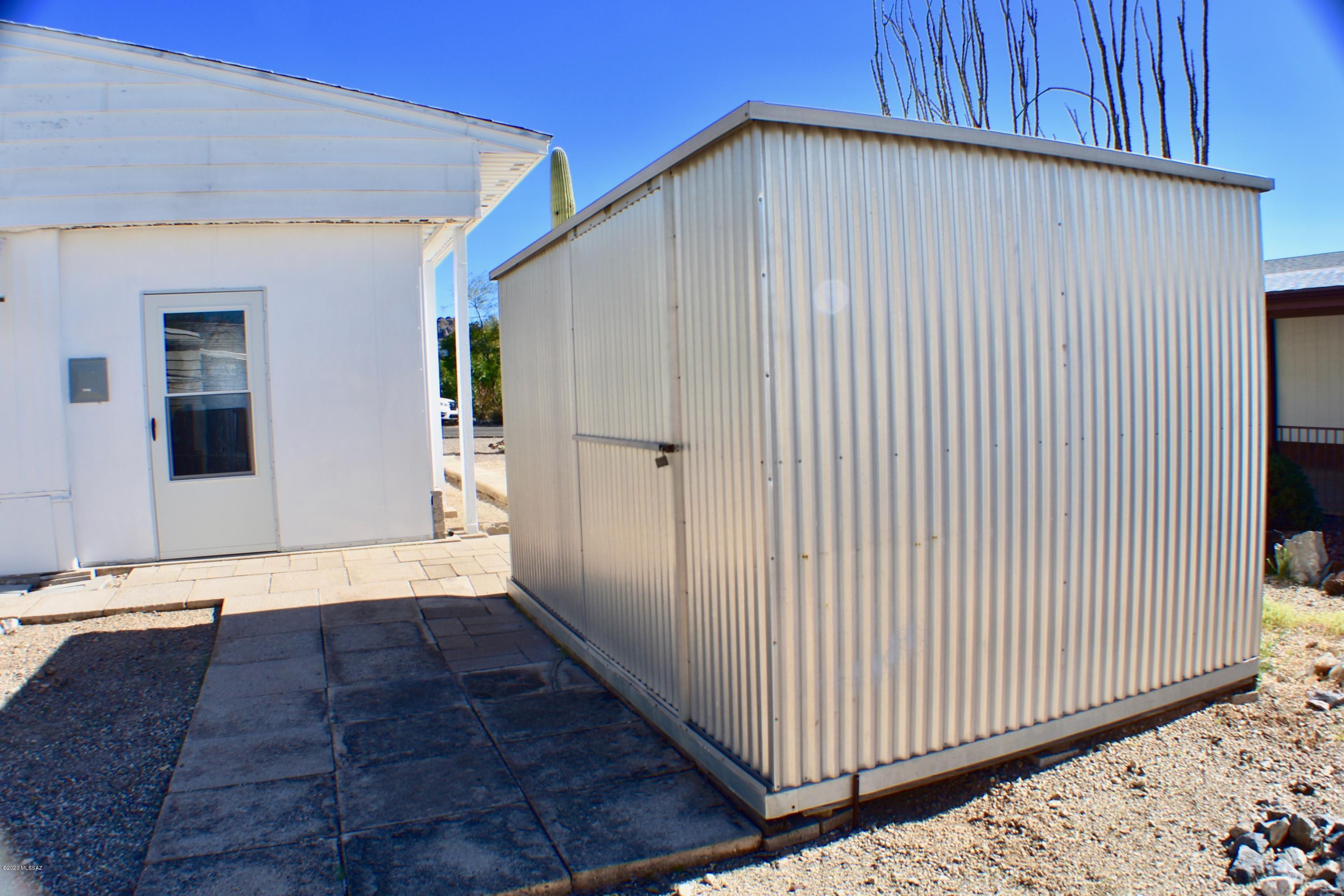 2720 South Box B Street Tucson, AZ 85713 - Photo 9 of 29