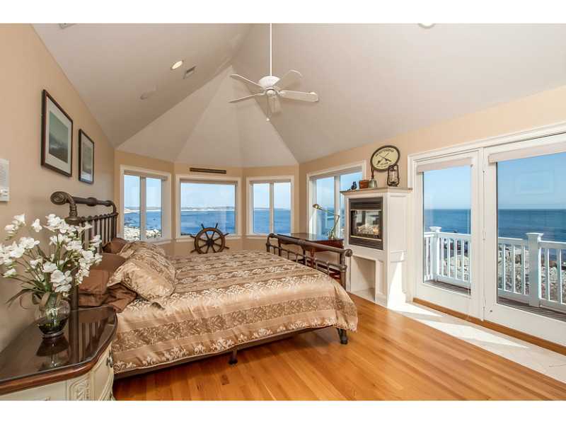 192 Ocean Road Narragansett, RI 02882 - Photo 14 of 25 Master Bedroom.