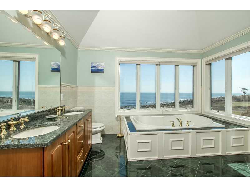 192 Ocean Road Narragansett, RI 02882 - Photo 15 of 25 Master Bath/Spa.