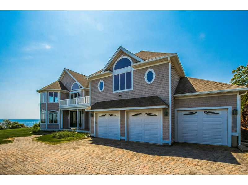 192 Ocean Road Narragansett, RI 02882 - Photo 21 of 25 Exterior Front.