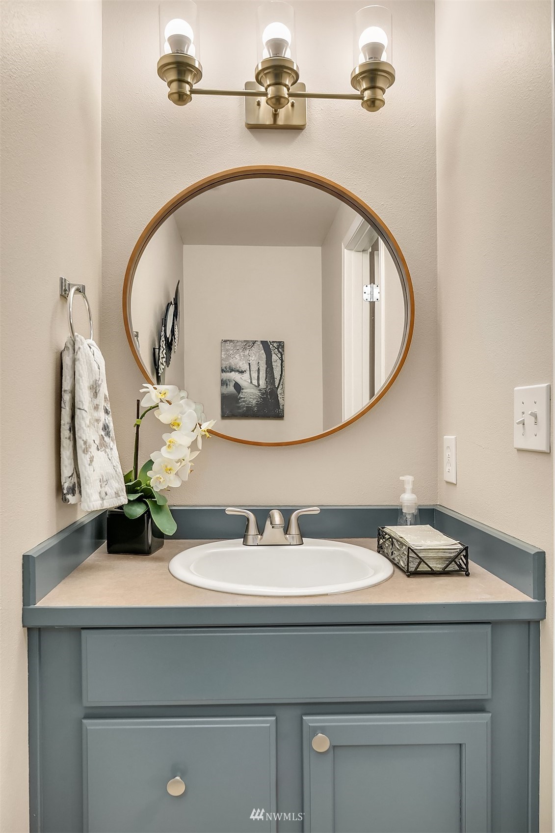 4019 152nd Place Southeast Bothell, WA 98012 - Photo 10 of 20 a bathroom with a sink and a mirror