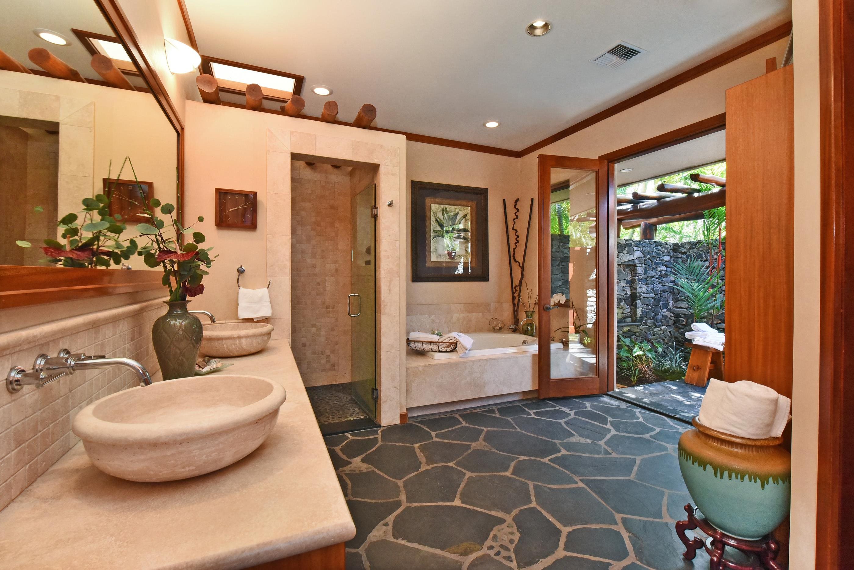 236 Crestview Road Lahaina, HI 96761 - Photo 5 of 30 Gallery Image 5