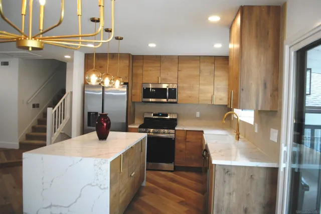 $1,300,000 | 6484 Belle Glade Avenue, San Diego, CA 92119