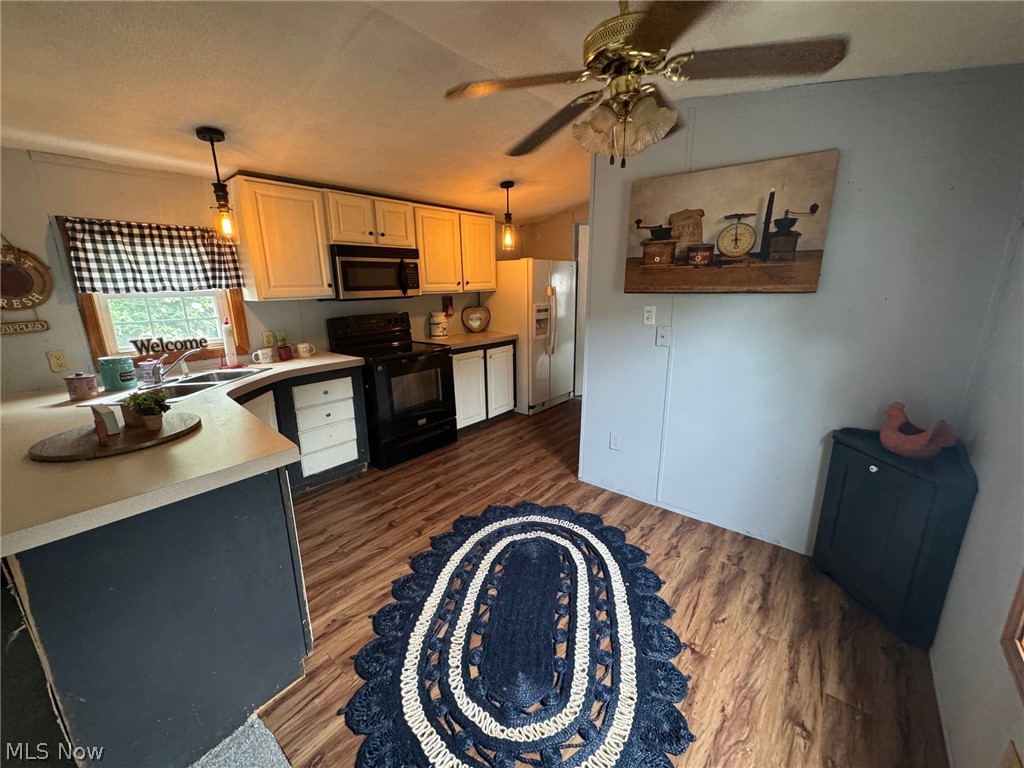 202 West Main Road, Unit 99 Conneaut, OH 44030 - Photo 6 of 12 Gallery Image 6