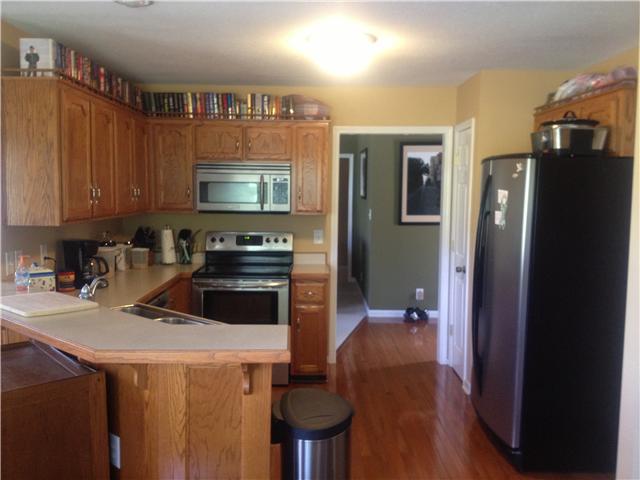 459 Wooten Road Clarksville, TN 37042 - Photo 4 of 20 Kitchen