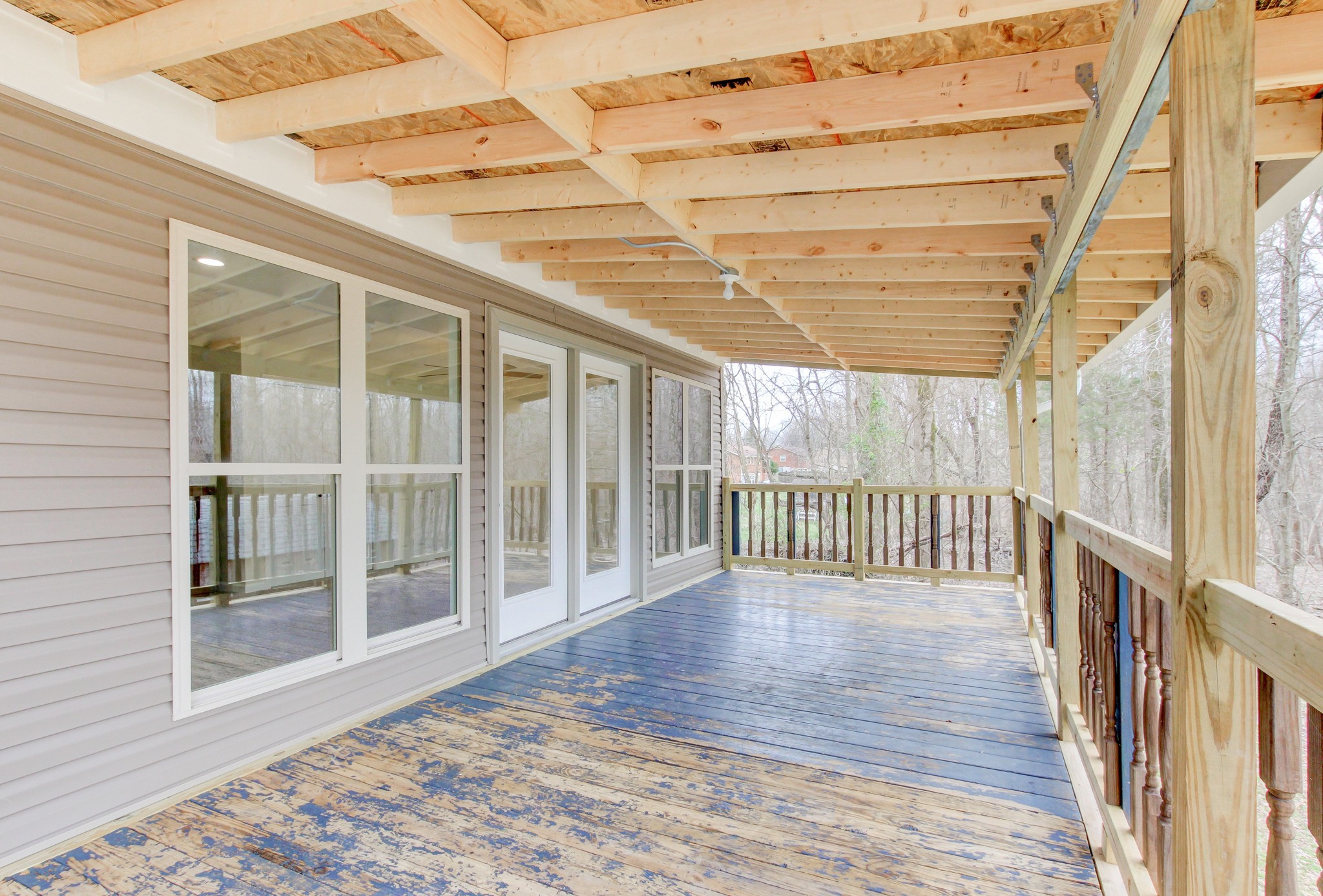 825 Pollard Road Clarksville, TN 37042 - Photo 15 of 44 a view of entryway with wooden floor