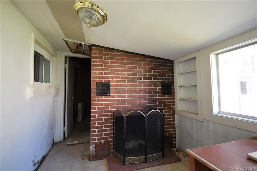 74 Sellers Road, Unit 91 92 & 93 Clyde, NC 28721 - Photo 12 of 14 Gallery Image 12
