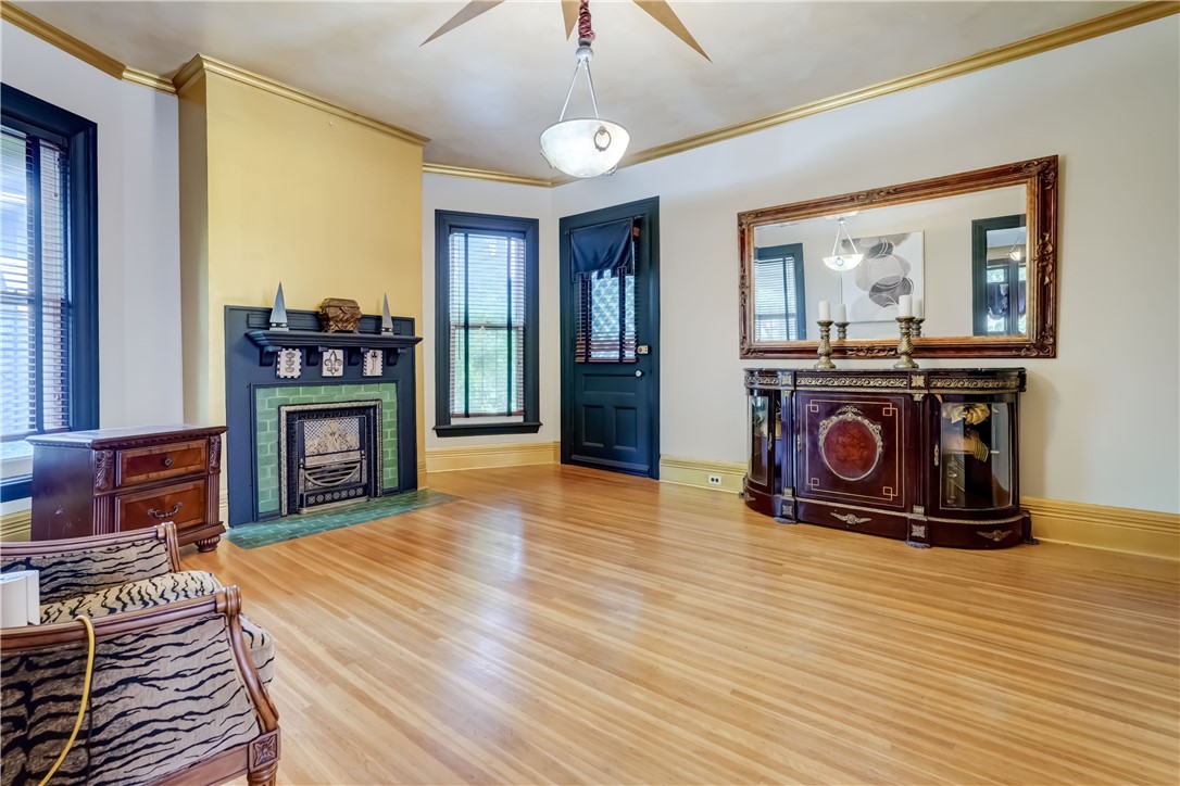 7 Lake View Park Rochester, NY 14613 - Photo 11 of 33