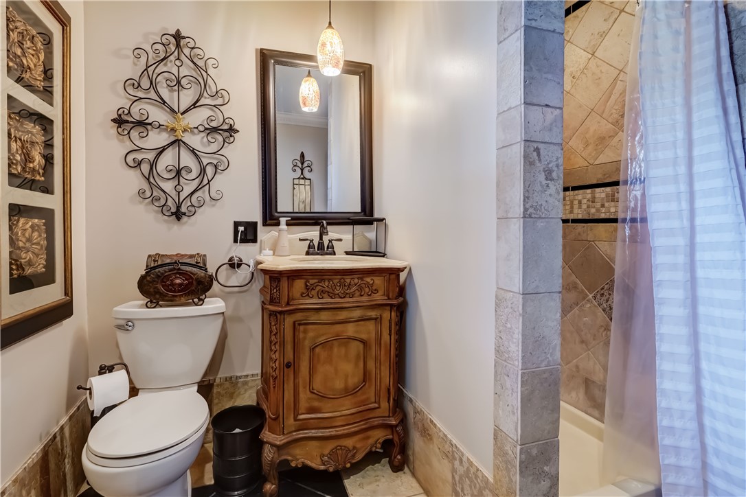 7 Lake View Park Rochester, NY 14613 - Photo 21 of 33