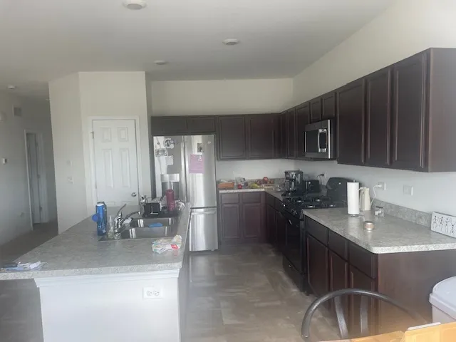 $3,150 | 4197 Chelsea Manor Circle, Aurora, IL 60504