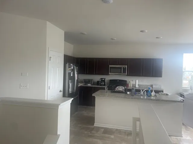 $3,150 | 4197 Chelsea Manor Circle, Aurora, IL 60504