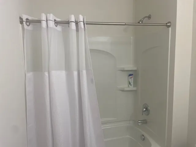 $3,150 | 4197 Chelsea Manor Circle, Aurora, IL 60504