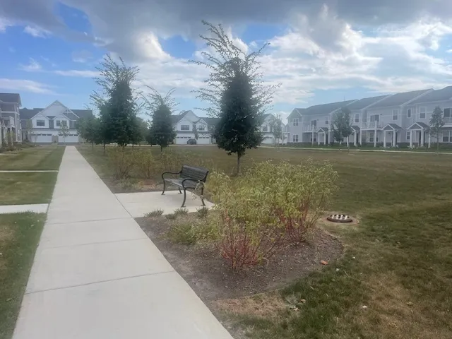 $3,150 | 4197 Chelsea Manor Circle, Aurora, IL 60504