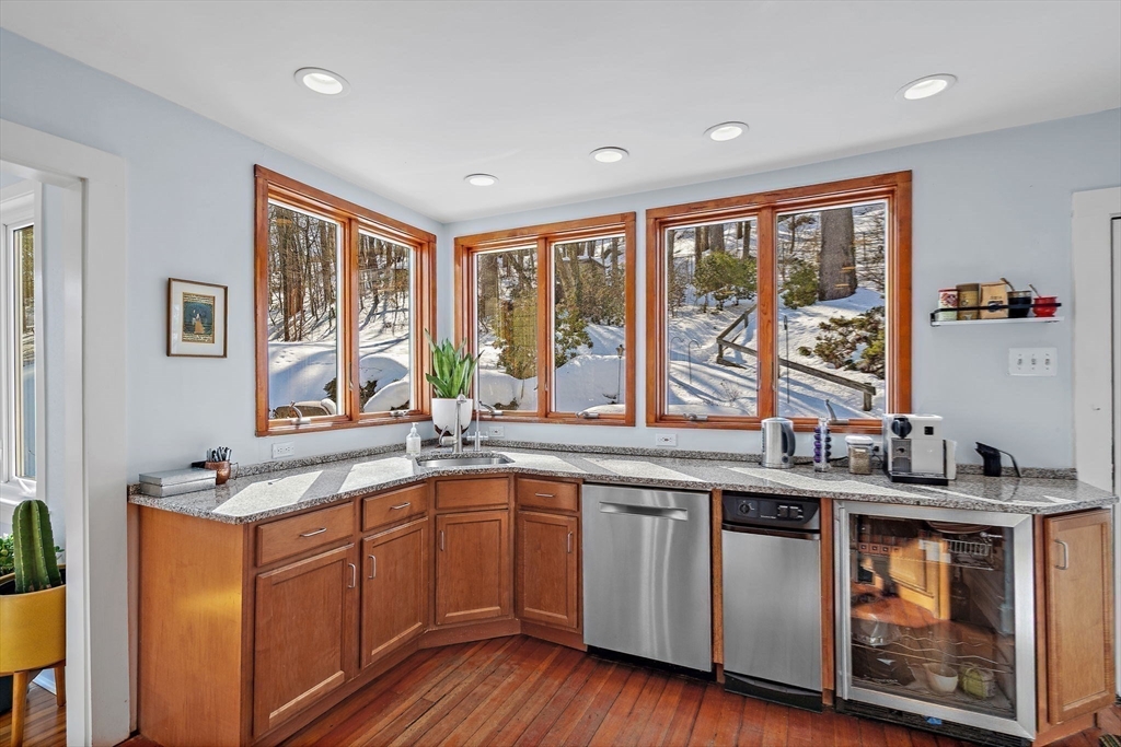 20 York Street Lexington, MA 02420 - Photo 4 of 23