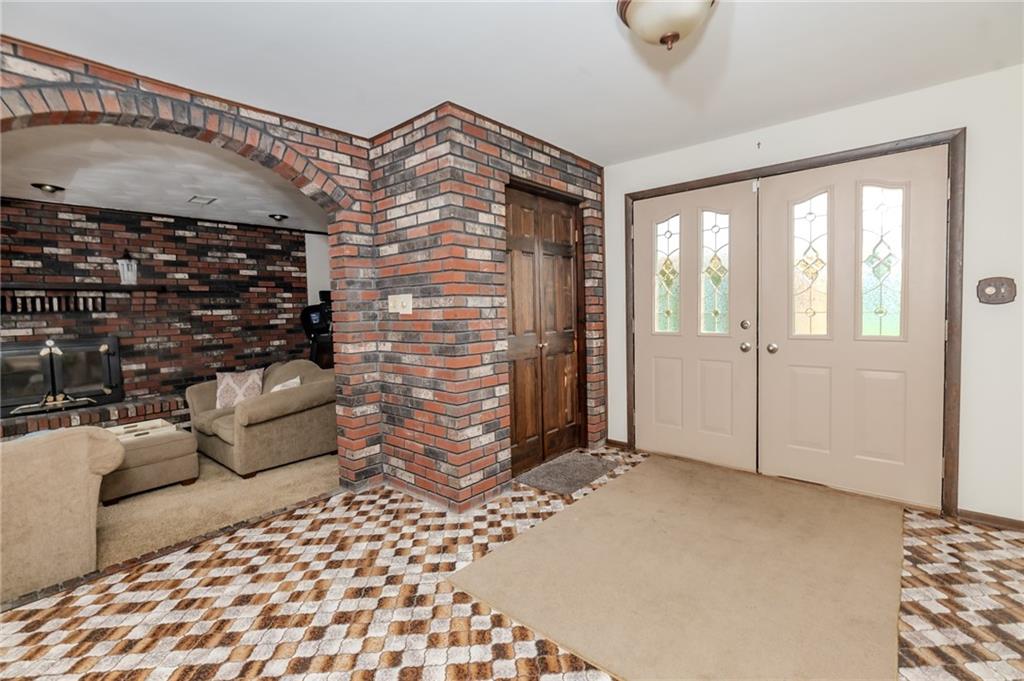 2229 Ramsey Road Monroeville, PA 15146 - Photo 27 of 40 a view of livingroom with furniture