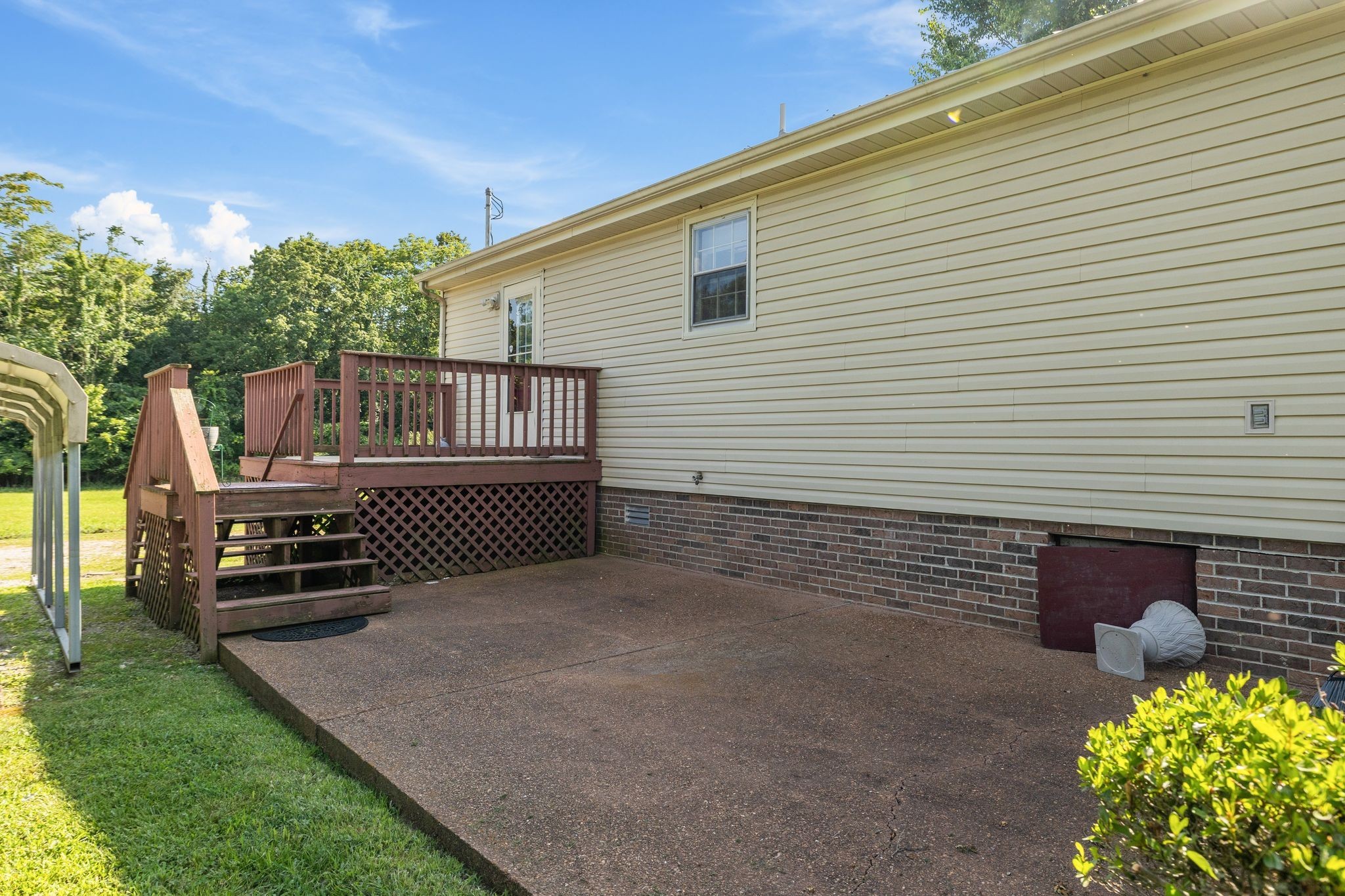 4628 Dugger Road Culleoka, TN 38451 - Photo 31 of 40 a view of a chairs in the patio