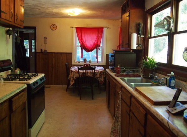 38 Cranberry Road Pepperell, MA 01463 - Photo 3 of 11 Gallery Image 3