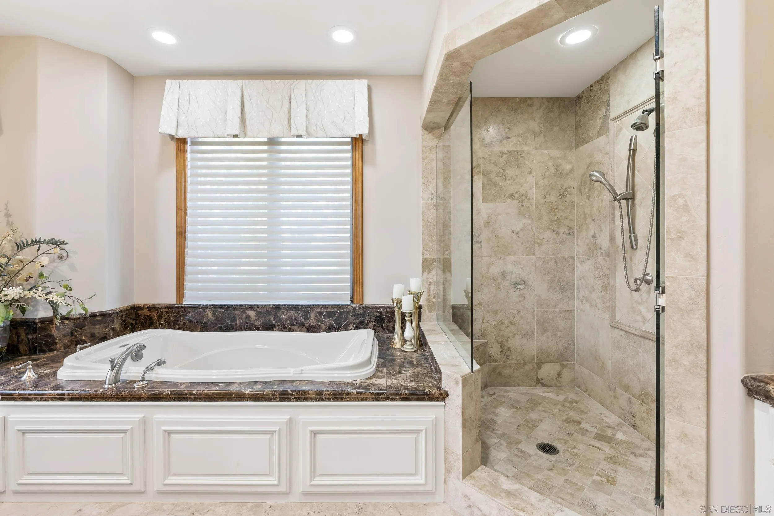 518 Neptune Avenue Encinitas, CA 92024 - Photo 23 of 58