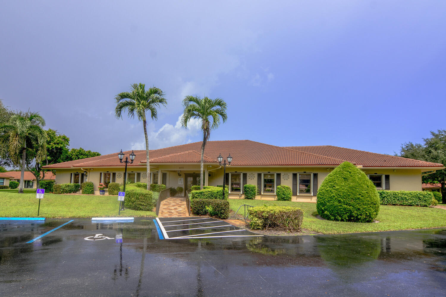 4580 Laurel Tree Road, Unit A Boynton Beach, FL 33436 - Photo 33 of 39 4580 Laurel Tree Rd Apt A-large-033-017-