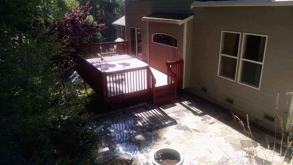 23812 22nd Avenue West Bothell, WA 98021 - Photo 19 of 19 a view of balcony with wooden fence