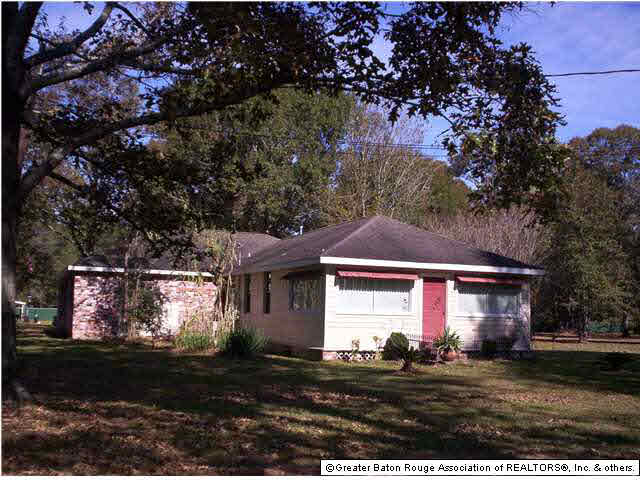 14329 Brown Road Denham Springs, LA 70726 - Photo 1 of 29 Gallery Image 1