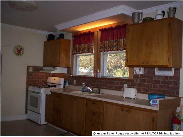 14329 Brown Road Denham Springs, LA 70726 - Photo 10 of 29 Gallery Image 10