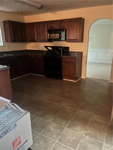 $2,500 | 9423 Flowering Trail, Jonesboro, GA 30238