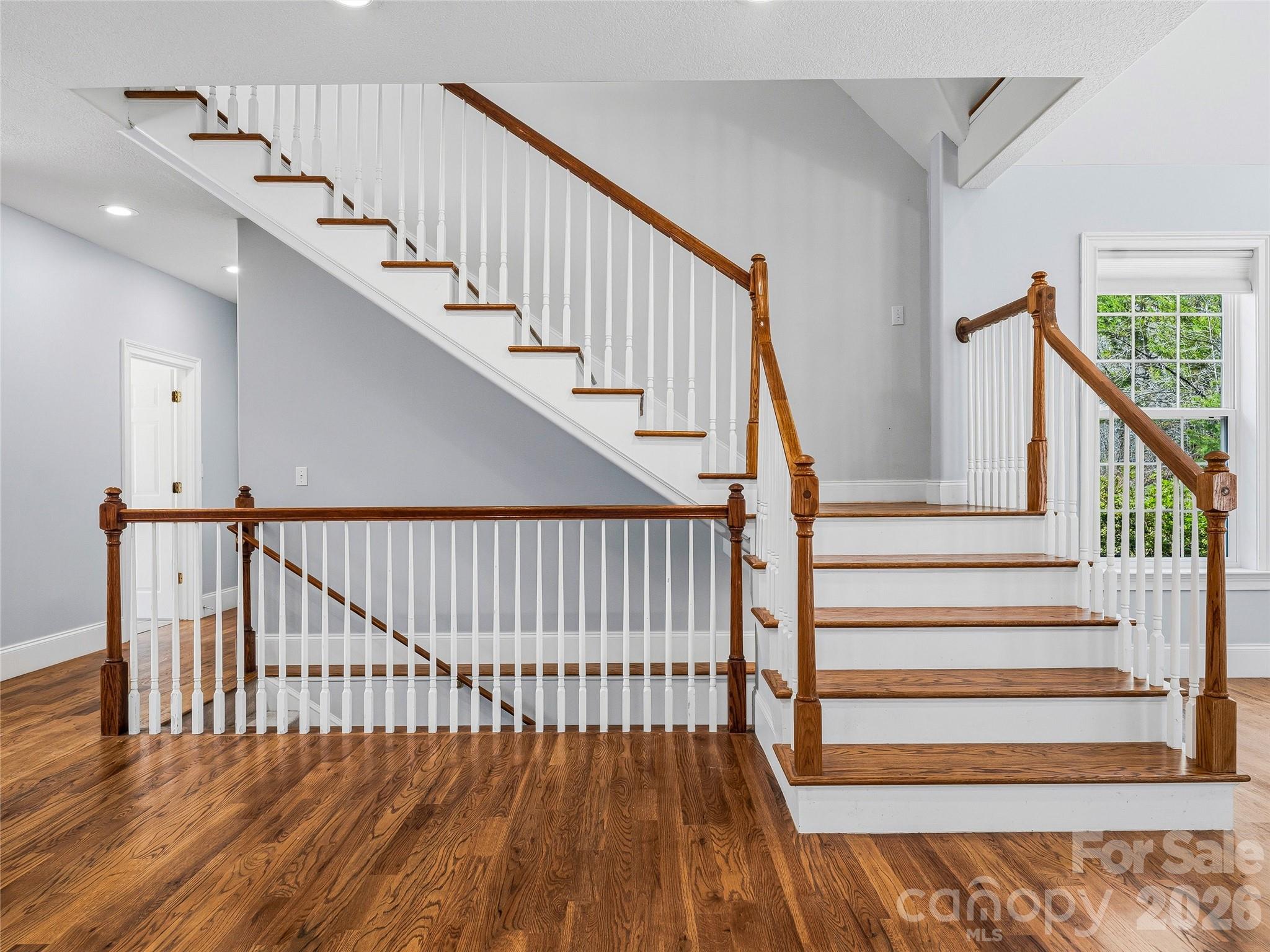 196 Blackbird Lane Tryon, NC 28782 - Photo 10 of 44 a view of entryway