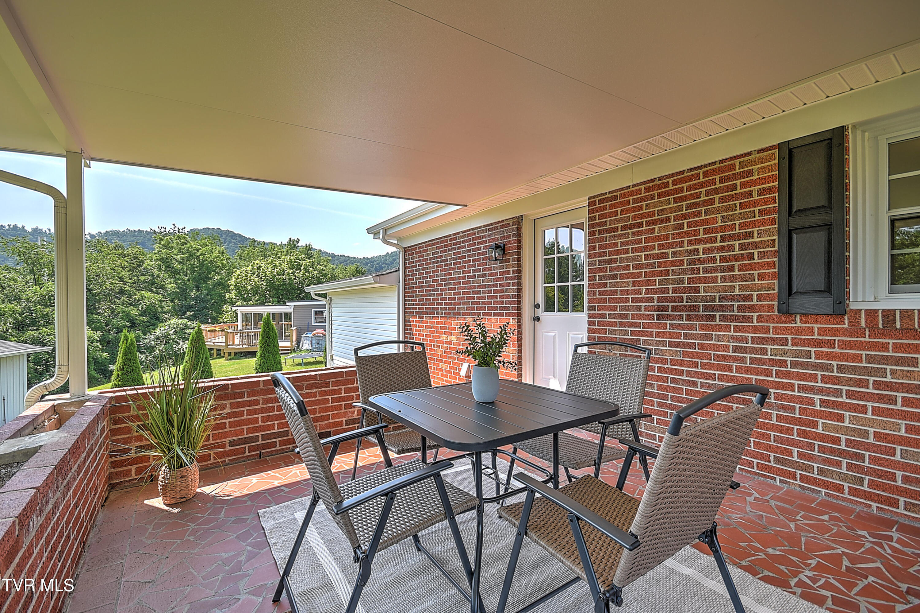 110 Richmond Heights Road Bristol, TN 37620 - Photo 35 of 45 110 Richmond Heights DOM-42