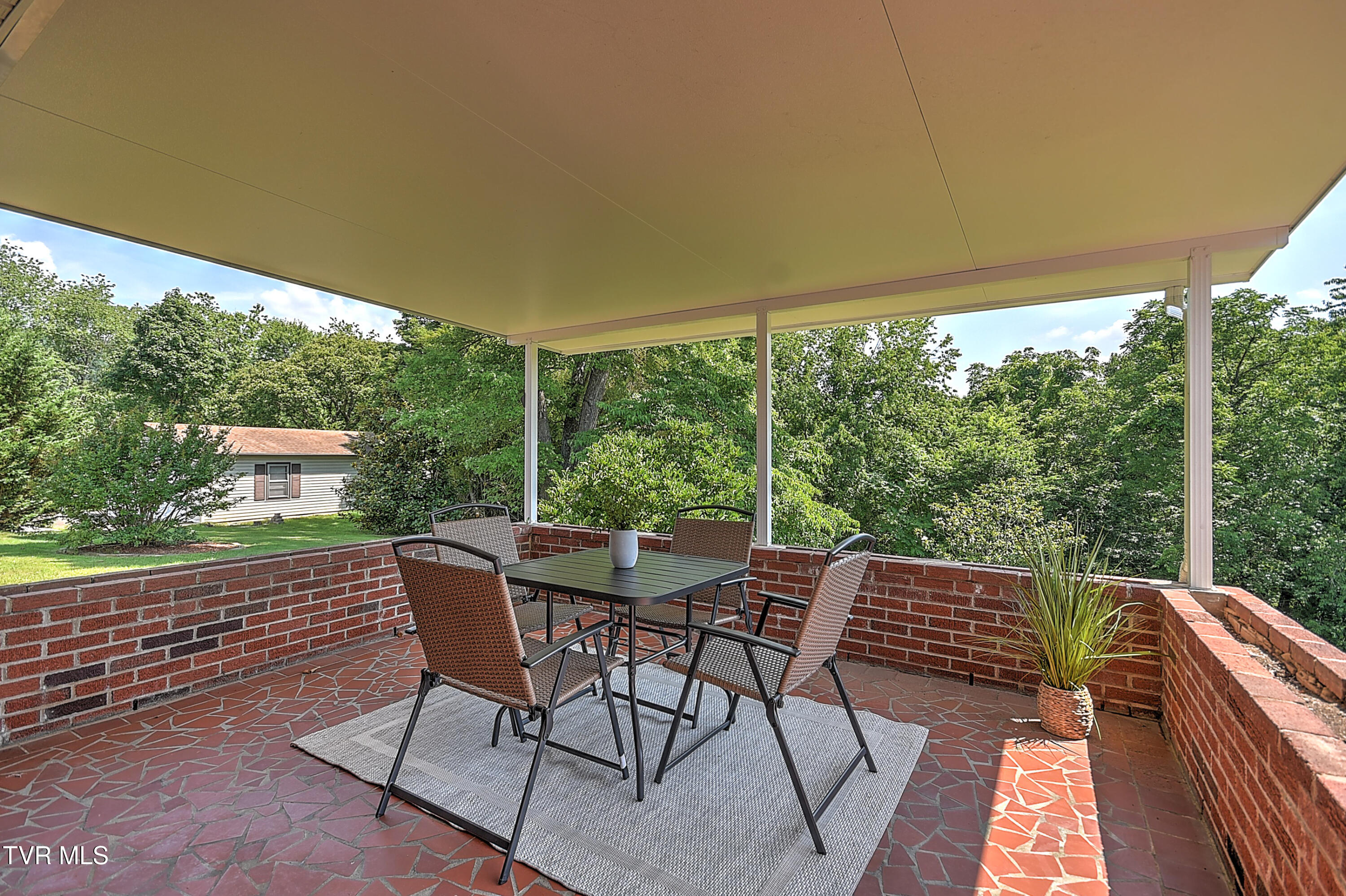 110 Richmond Heights Road Bristol, TN 37620 - Photo 36 of 45 110 Richmond Heights DOM-41