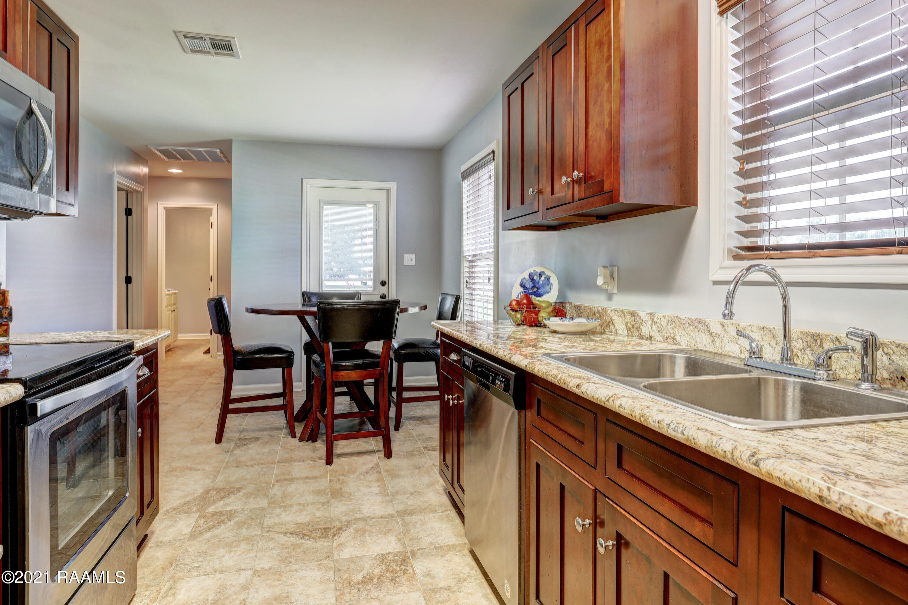 104 Durke Road Lafayette, LA 70508 - Photo 8 of 11 Gallery Image 8