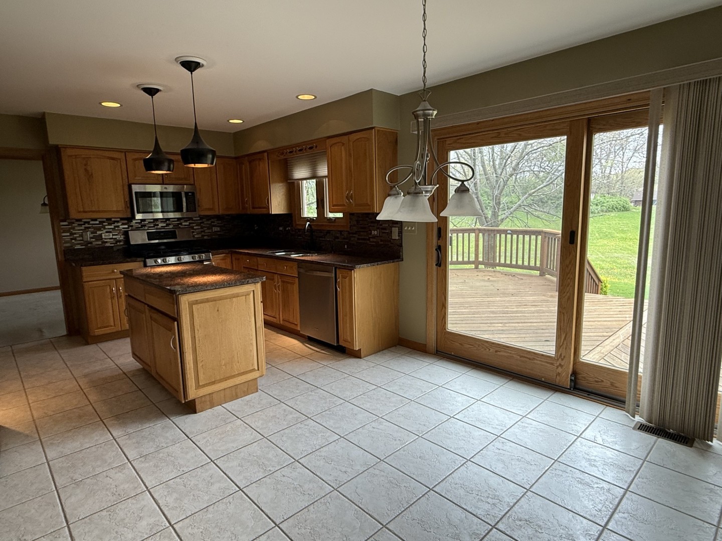 1079 Norwalk Road Lemont, IL 60439 - Photo 14 of 41 Gallery Image 14