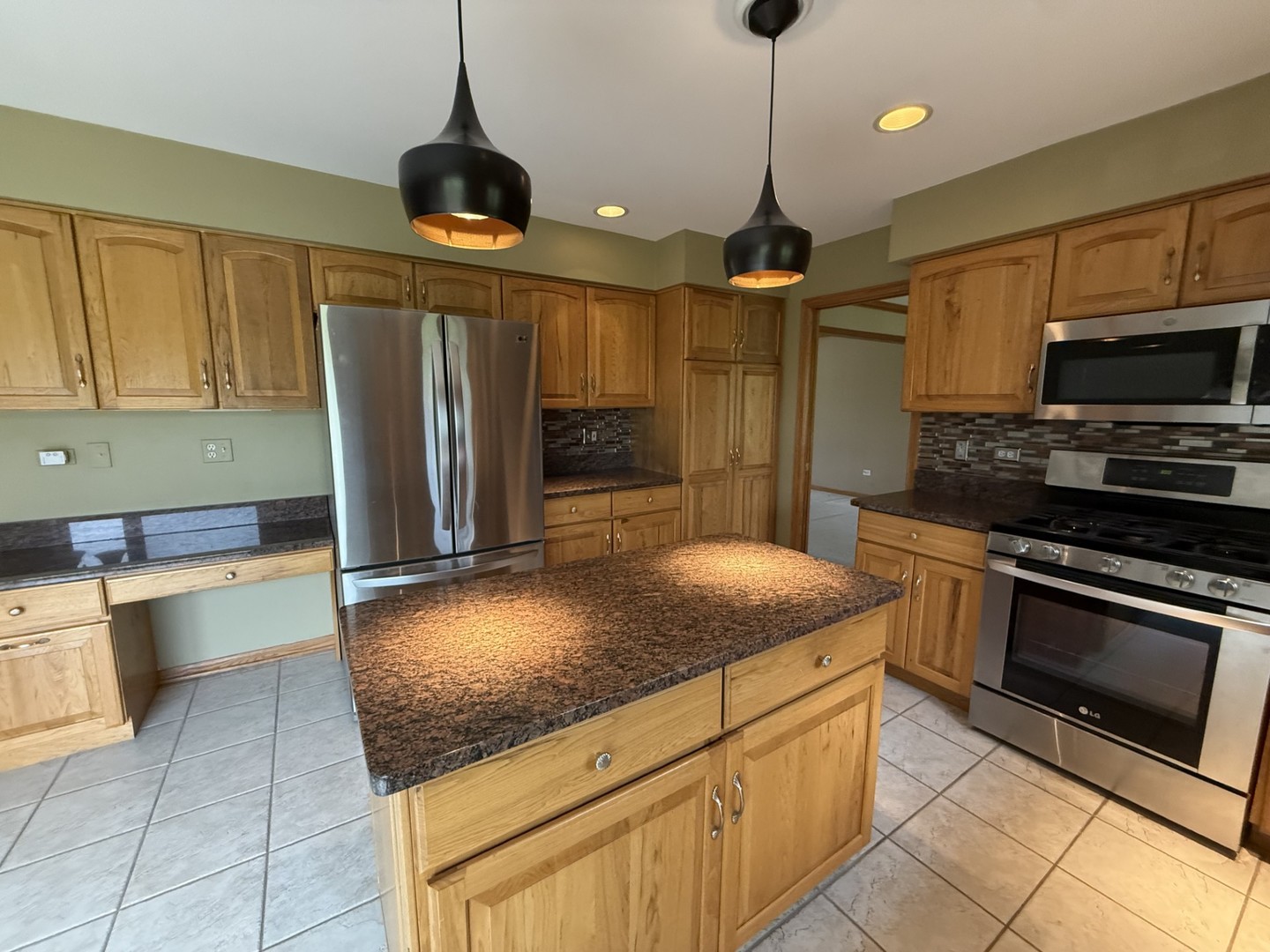 1079 Norwalk Road Lemont, IL 60439 - Photo 16 of 41 Gallery Image 16