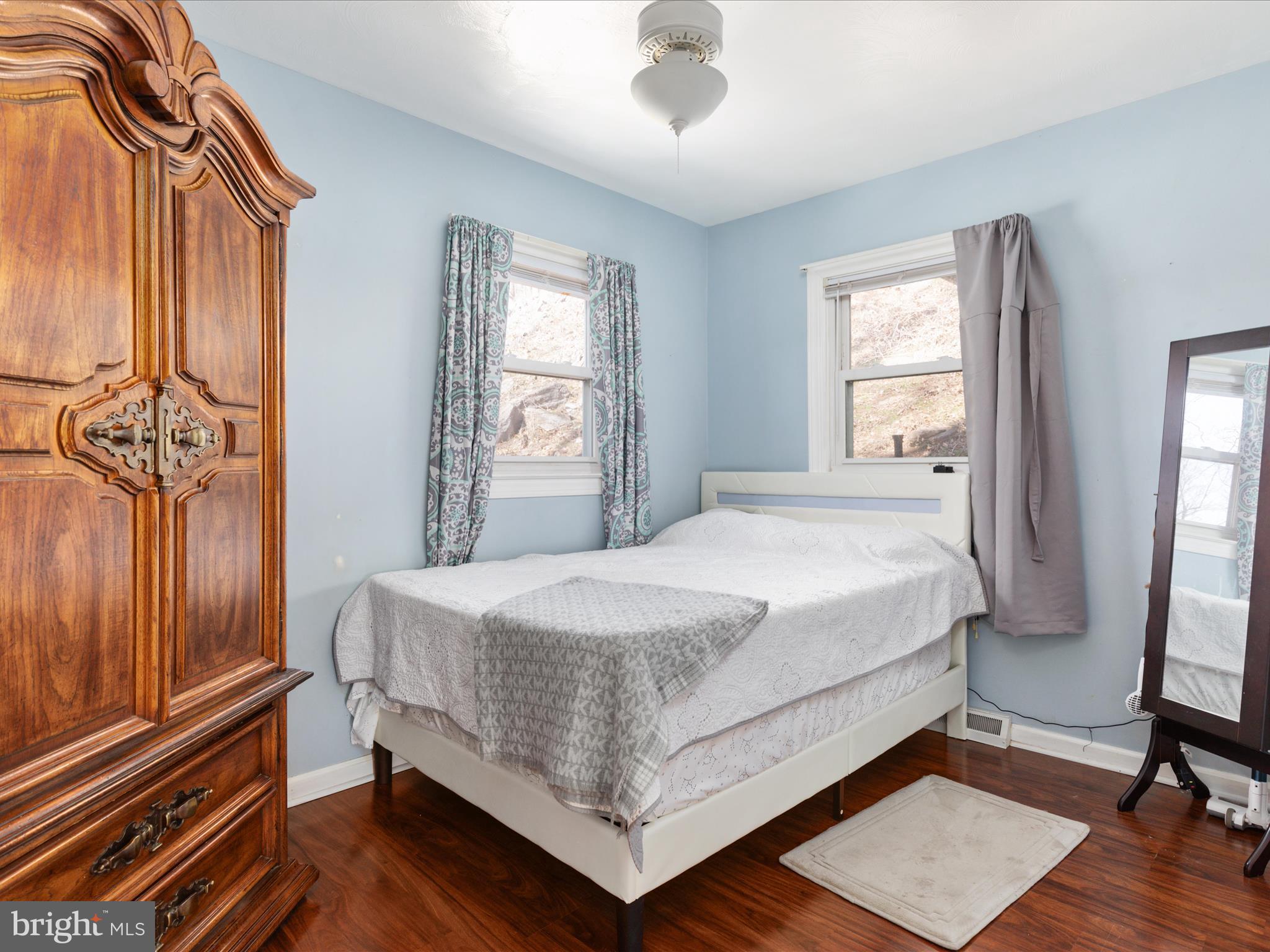 646 Old Dam Road Front Royal, VA 22630 - Photo 13 of 88 Main level bed 2